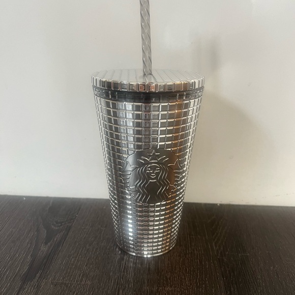 NEW- Starbucks Holiday Cup with Straw - Silver - Picture 3 of 4